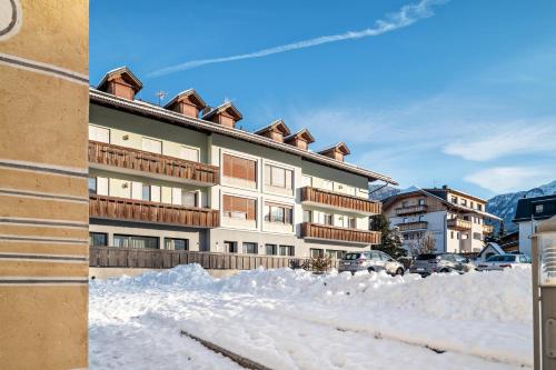 Mountain Meadows Apt 3