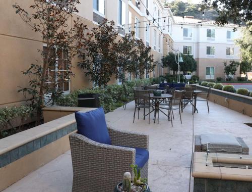 Hilton Garden Inn Calabasas - image 12