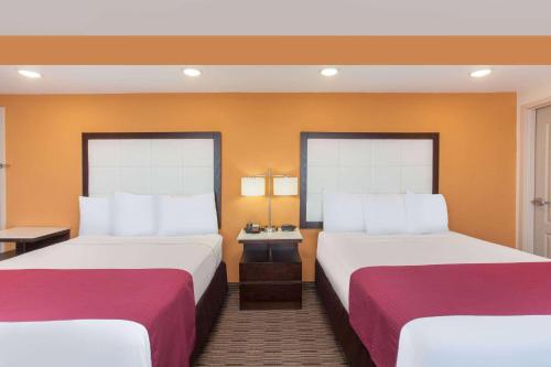 Ramada by Wyndham Culver City, Лос-Анджелес (фото 11)