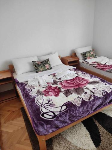 Motel Brdjak Ićo (Motel Brdjak Ico) in Біеліна