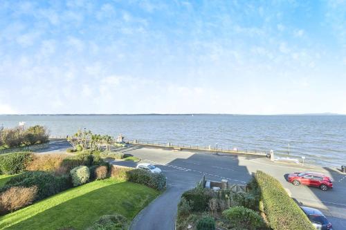 Seafront Quay West Apartments