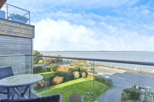 Seafront Quay West Apartments