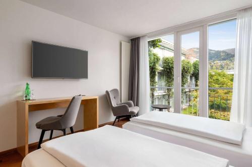 room detail thumbnail 0