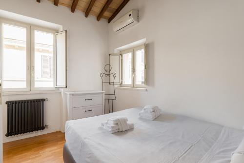 Pavone Centre Romantic Apartment, Rome (photo 2)