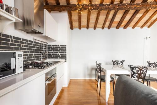 Pavone Centre Romantic Apartment, Rome (photo 4)