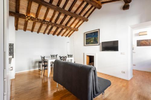 Pavone Centre Romantic Apartment, Rome (photo 10)