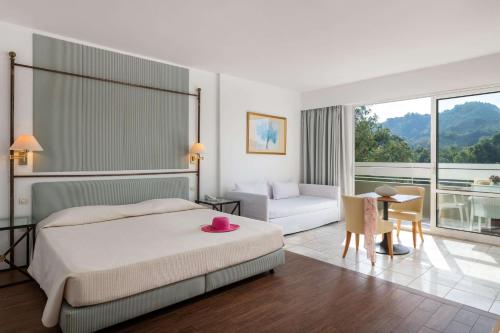 Dionysos Hotel - image 9