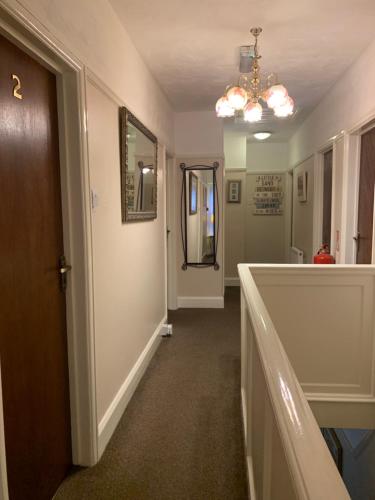 Philmar Guest House - image 10