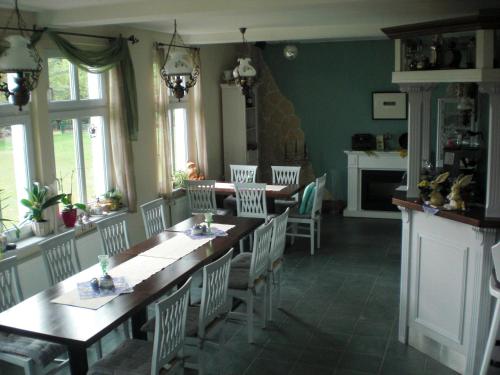 Ferienhof Altglobsow/ Cafe Seeblick in Großwoltersdorf