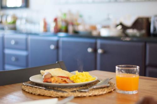 Food and beverages, African Sands Bed and Breakfast in Isipingo