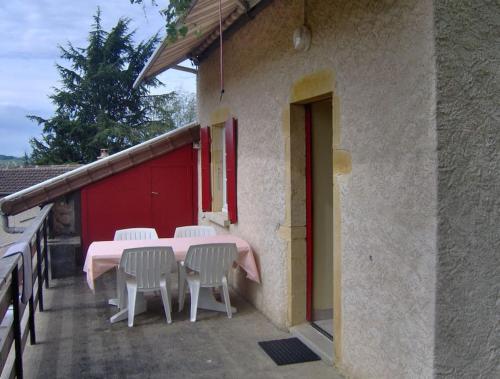 GITE les 3 COQUELICOTS in Chauffailles