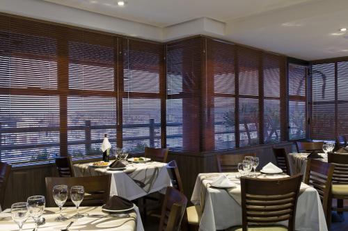 Piazza Navona Porto Alegre by Intercity - 레스토랑