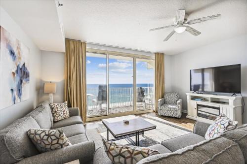 Shores of Panama 630-1BdBunks, Sleeps 6, Beach Front! Free Fun! Reserved Parking Space condo
