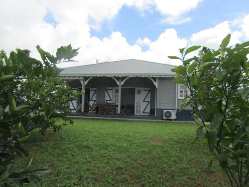 puutarha, Villa Bwa Kannel in La Trinite