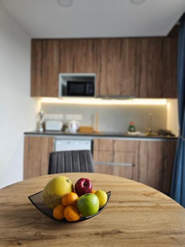 廚房, THE CLIFF ALONA in 阿格羅斯