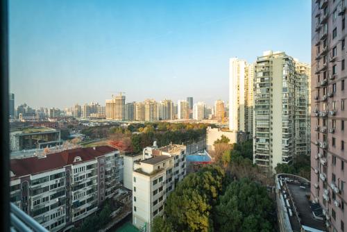 Shanghai Yi Du B&B - Family Suite 500m to Nanjing West Rd Near People's Square -Credit Cards Accepted, Šanghaj (fotografie 11)