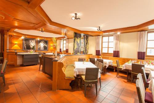 Hotel Restaurant Jägerhof - Weisendorf