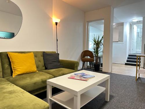 Cosy Studio Escape in Ilkeston with Netflix