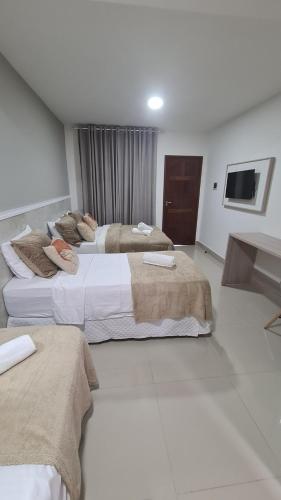 King Suite with Pool View image 7