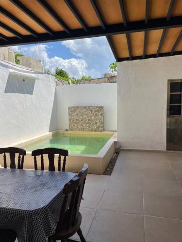 Hermosa casa a unos metros de la playa in Progreso, Mexico