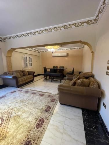 New cairo, Compund Enpii