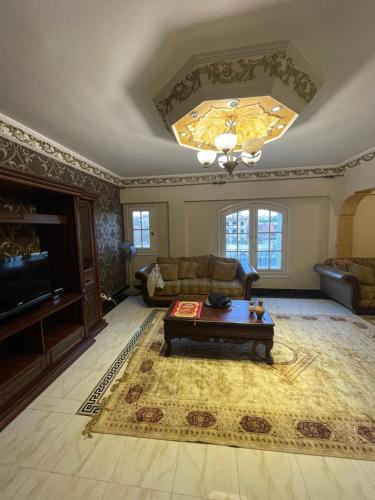 New cairo, Compund Enpii