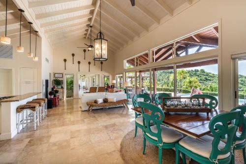 Amazing 3 Bedrooms Villa at Puerto Bahia in Samana