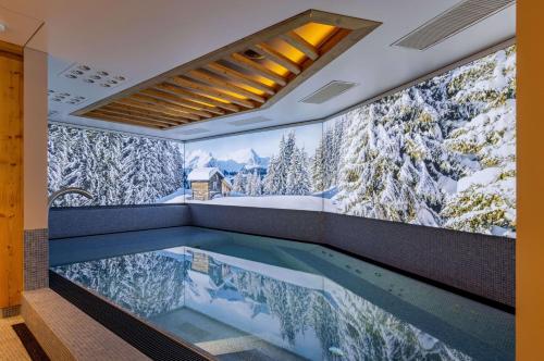 Hot tub, Postresidenz am See in Arosa