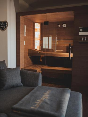 桑拿, chaLAAlets in 塔亞