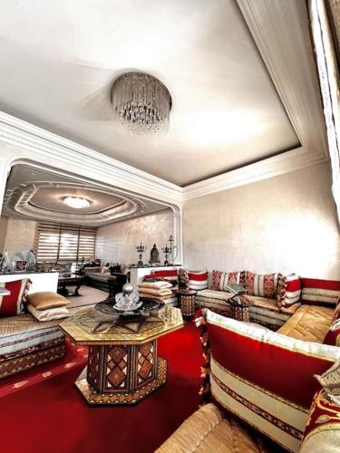 Nassali - Luxurious Beachfront Villa with Private Pool, Casablanca (photo 6)