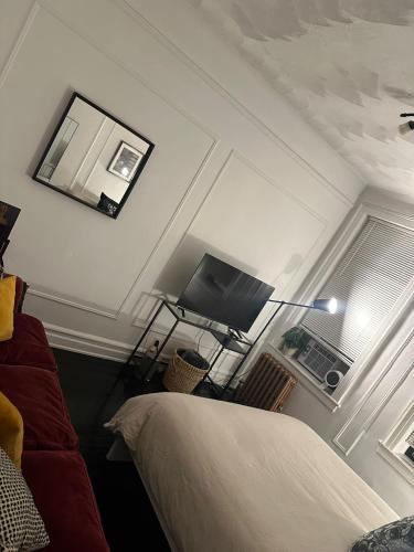 Two bedroom excellent location in Queens, USA