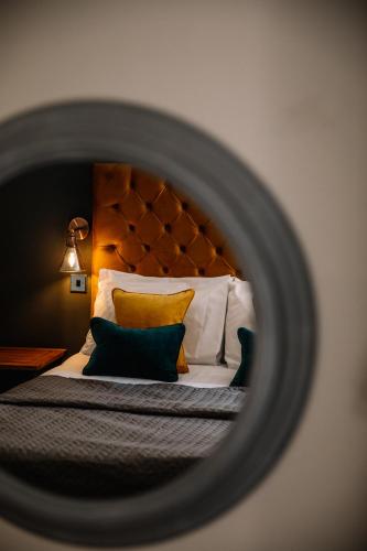 Crooklands Hotel - image 5