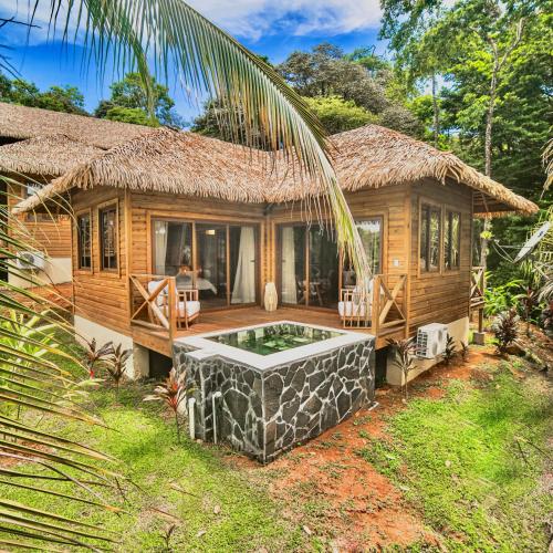 Red Frog Beach Island Resort in Bastimentos