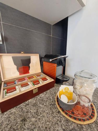 Charite Host Appartement , Wifi et Parking Gratuit in Essalam