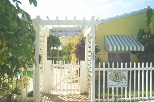 Bahama Beach Club - image 5