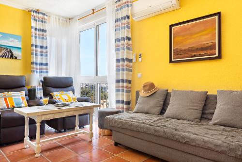 Cosy, seaview apartment, close to beach and bars -Edificio RHIN