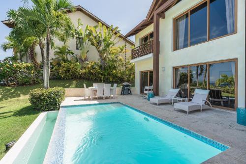 . The Greatest 3BR Villa at Puerto Bahia