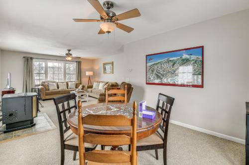 Spacious Family Home with Deck and Yard 5 Mi to Stowe