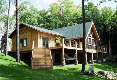 Six-Bedroom House