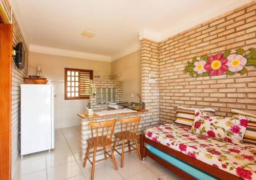 One-Bedroom Apartment image 5