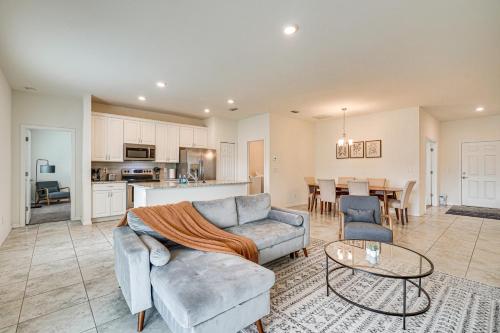 Dog-Friendly Home w/ Screened Porch in Cape Coral!