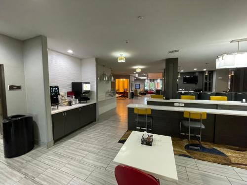 Hrana i piće, Del-Mar Airport Inn & Suites in Shreveport (LA)