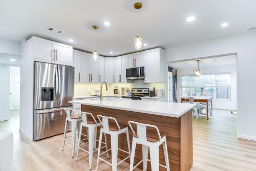 St Petersburg Paradise with Private Yard and Hot Tub! in Redington Shores, USA