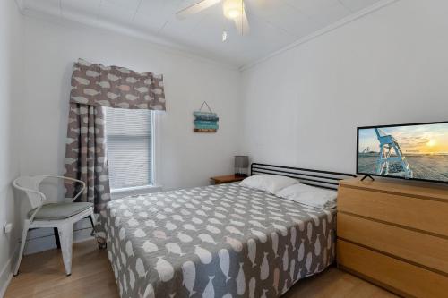 Comfortable 2BR Condo Near the Beach & Boardwalk in Wildwood, USA