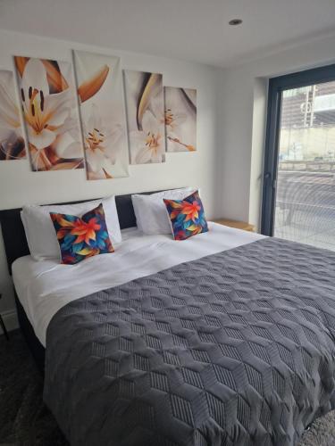 Posyrooms - Accommodation - Manchester