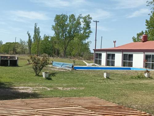 Casa Quinta San Miguel con Piscina, Pool, Metegol y Ping Pong in Salto de las Rosas
