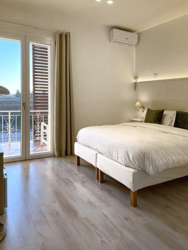 1 queen bed
