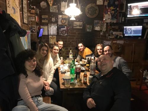 Embassie Backpackers - main image