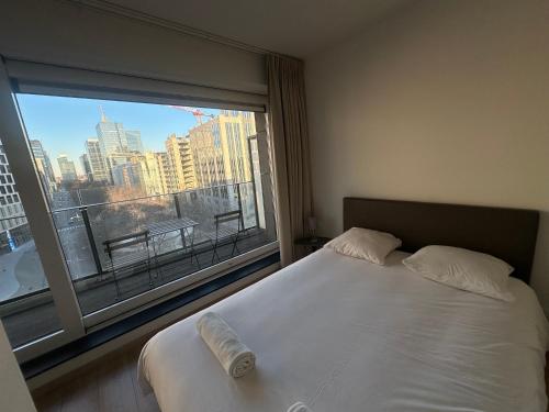 2 Bedroom Apartment in Center with Balcony, Брюссель (фото 2)