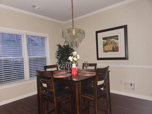 2,298Sqft-King Bed-BBQ-Gbps-W/D in Snellville, USA